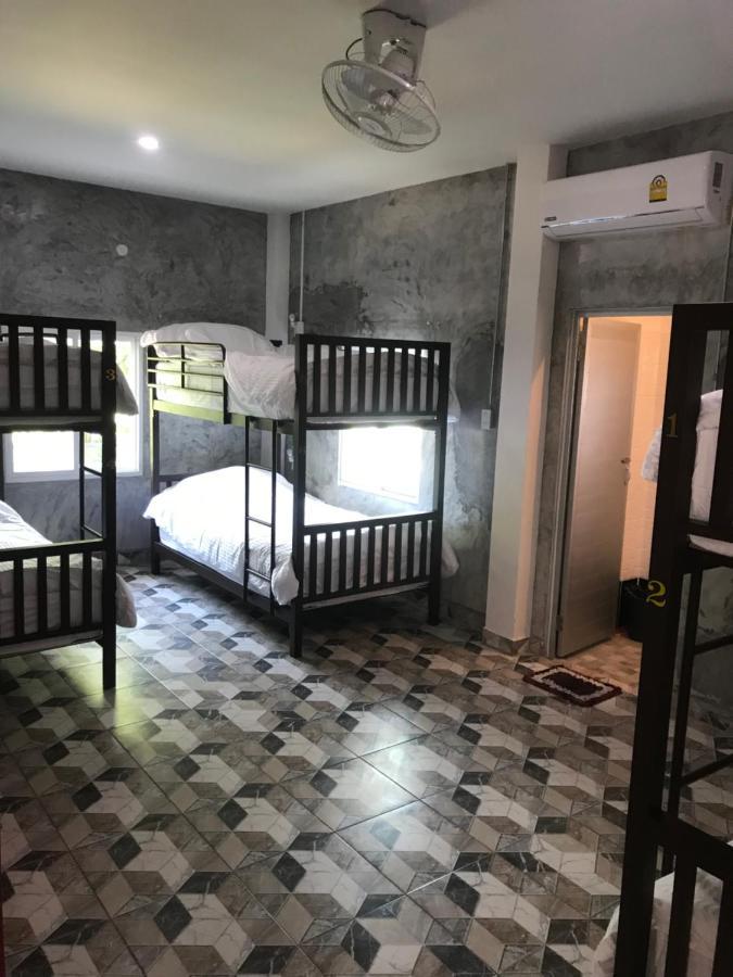 P And P'S Guesthouse Koh Tao Exterior photo