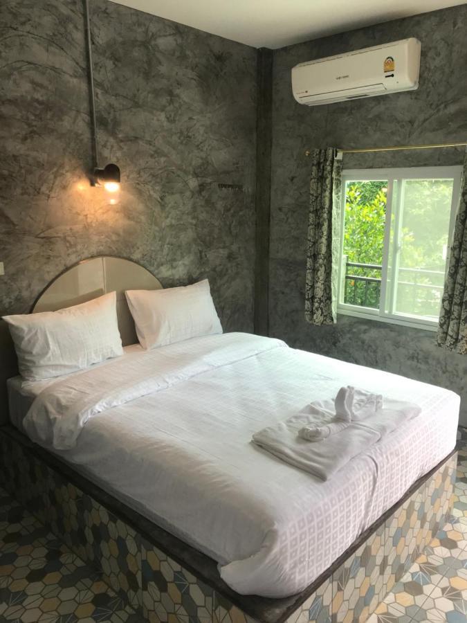P And P'S Guesthouse Koh Tao Exterior photo
