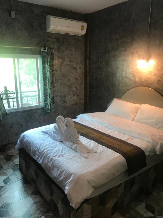 P And P'S Guesthouse Koh Tao Exterior photo
